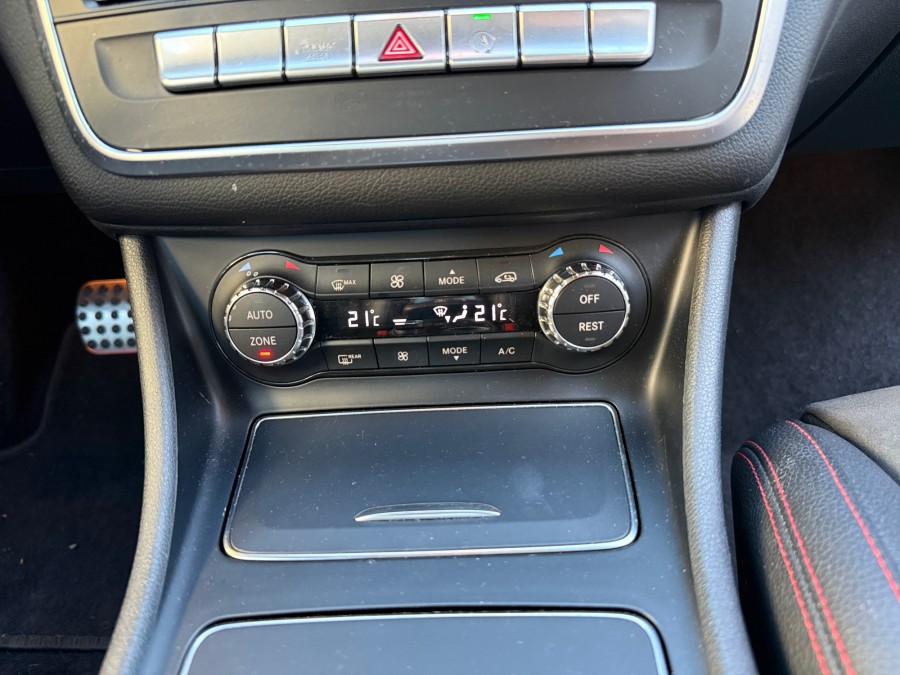 MERCEDES d'occasion CLASSE CLA CLA 200 D LAUNCH EDITION BA de 2017