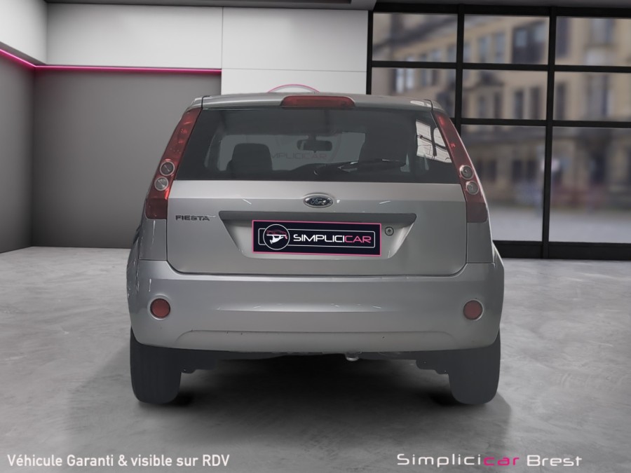 FORD d'occasion FIESTA 1250 FUN de 2008 Brest (29)﻿