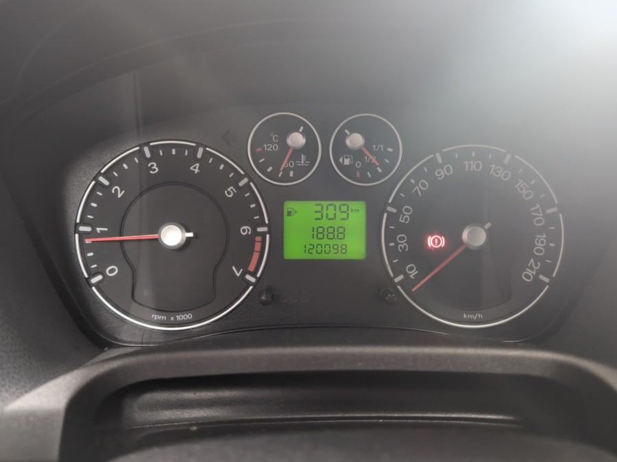 FORD d'occasion FIESTA 1250 FUN de 2008 Brest (29)﻿