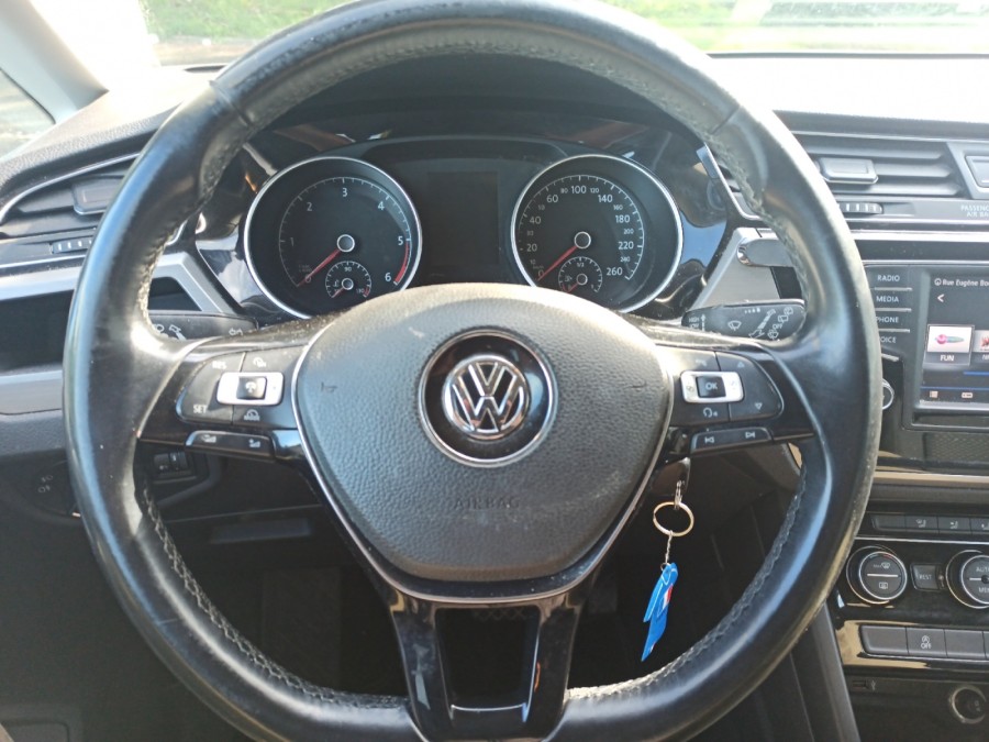 VOLKSWAGEN d'occasion TOURAN VOLSWAGEN TOURAN de 2016 Brest (29)﻿