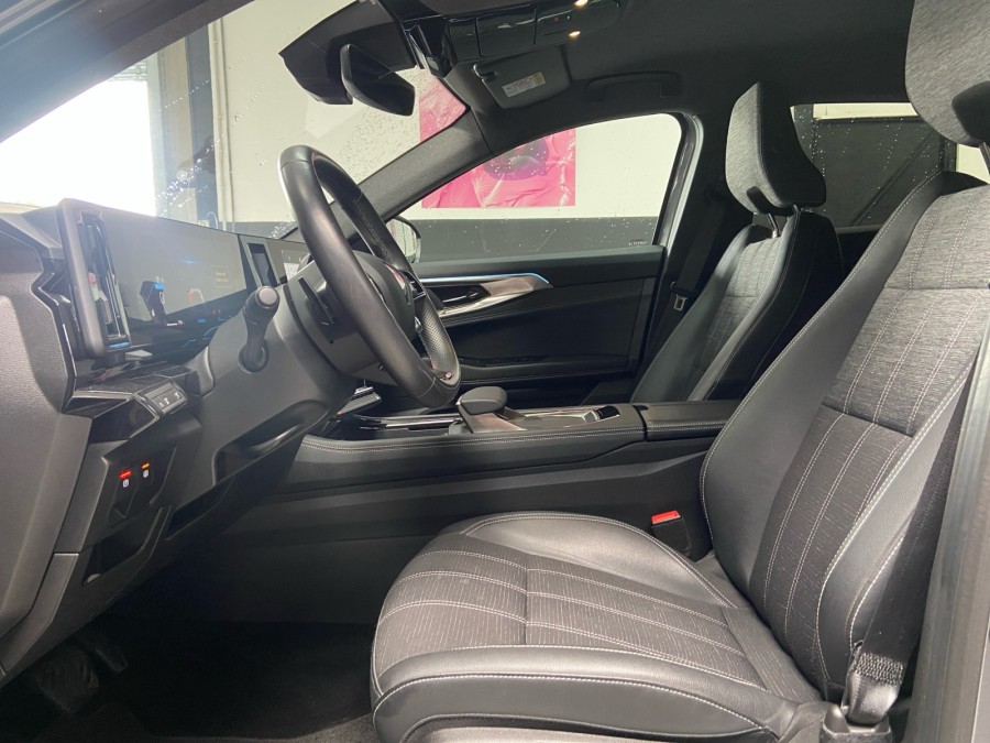 RENAULT d'occasion AUSTRAL 1.2 E-TECH 200 de 2024 Brest (29)﻿