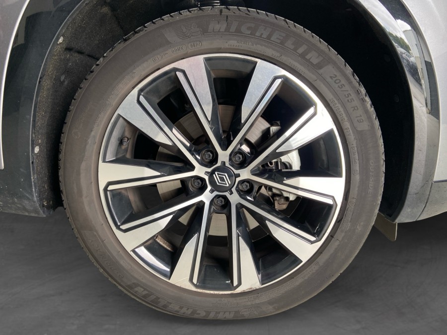 RENAULT d'occasion AUSTRAL 1.2 E-TECH 200 de 2024 Brest (29)﻿