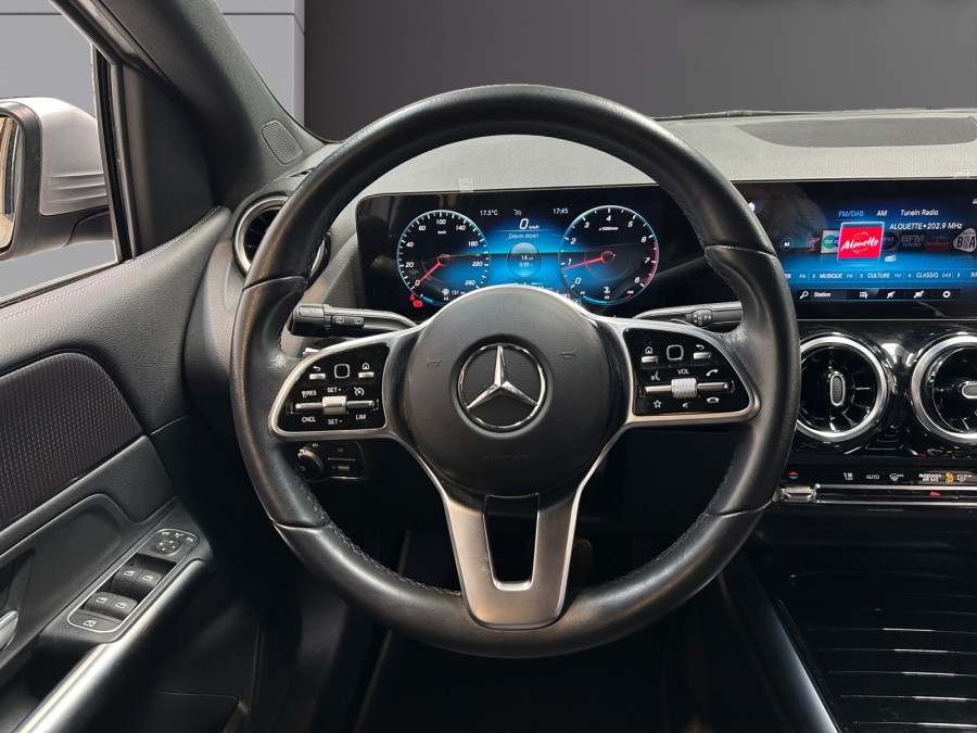 MERCEDES d'occasion CLASSE B B180 NGT CLASSIC BLUE EFFICIENCY