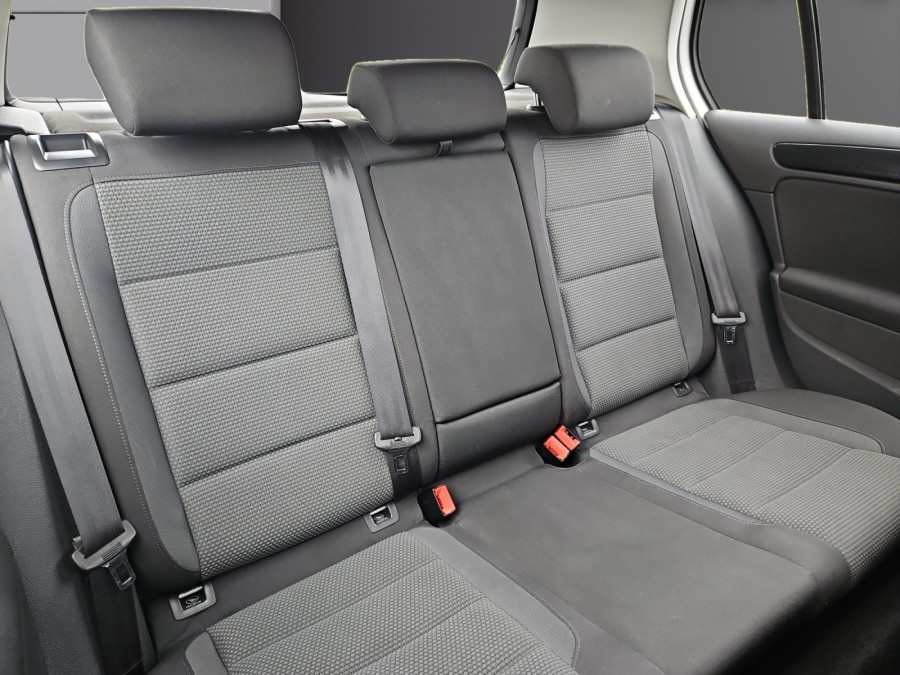 VOLKSWAGEN d'occasion GOLF 2.0 TDI 140 CONFORTLINE BLUEMOTION de 2012