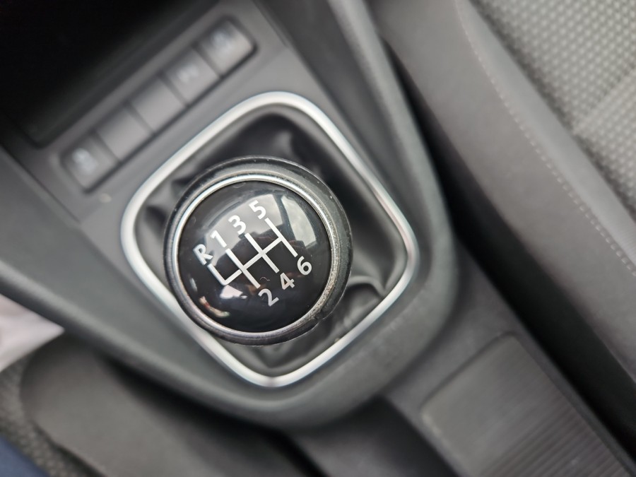 VOLKSWAGEN d'occasion GOLF 2.0 TDI 140 CONFORTLINE BLUEMOTION de 2012