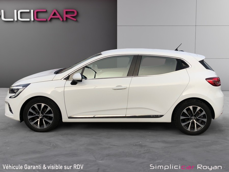 RENAULT d'occasion CLIO 1.0 TCE 90 INTENS de 2022 Royan (17)﻿