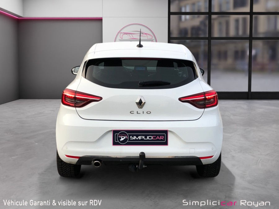 RENAULT d'occasion CLIO 1.0 TCE 90 INTENS de 2022 Royan (17)﻿