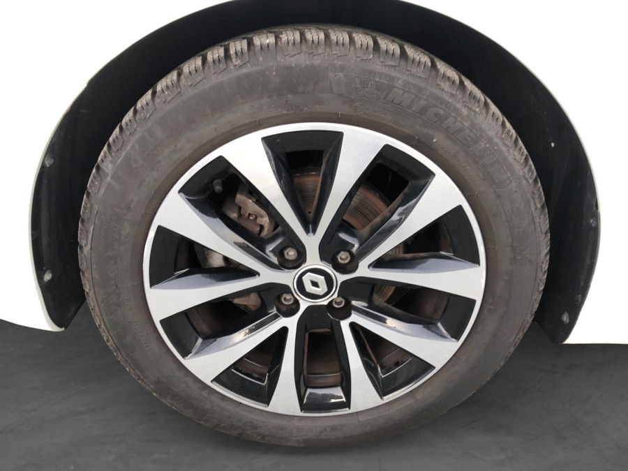 RENAULT d'occasion CLIO 1.0 TCE 90 INTENS de 2022 Royan (17)﻿