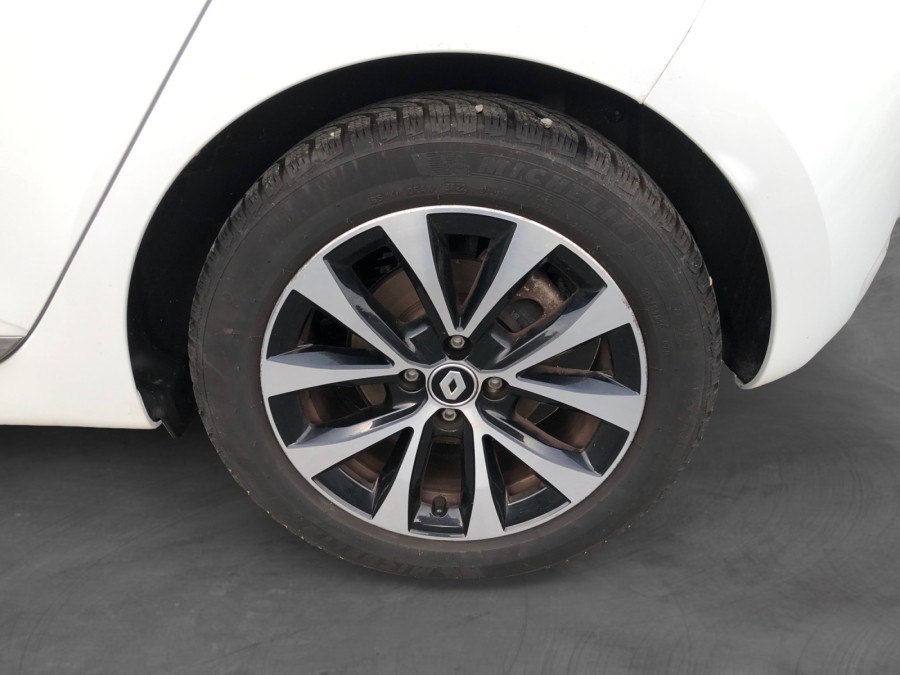 RENAULT d'occasion CLIO 1.0 TCE 90 INTENS de 2022 Royan (17)﻿