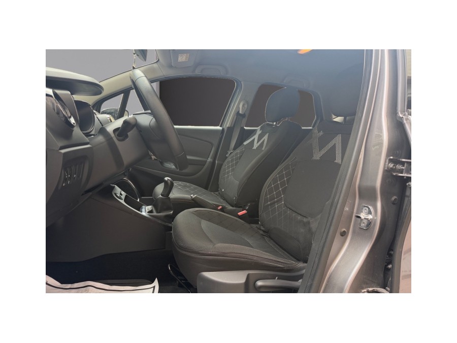 RENAULT d'occasion CAPTUR CAPTUR INTENS DIESEL de 2013 Le Raincy (93)﻿