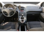 PEUGEOT d'occasion 5008 1.6 VTI 120 ACCESS de 2015 La Ciotat (13)﻿