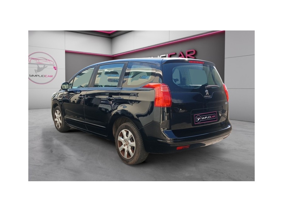 PEUGEOT d'occasion 5008 1.6 VTI 120 ACCESS de 2015 La Ciotat (13)﻿