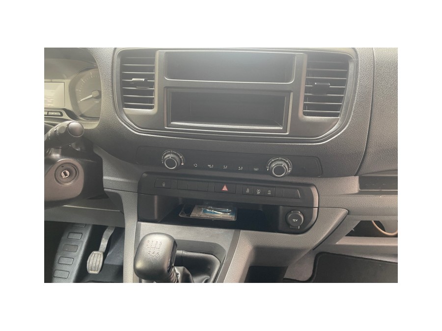 PEUGEOT d'occasion EXPERT COMBI LONG 1.6 BLUE HDI 115 de 2018 Paris