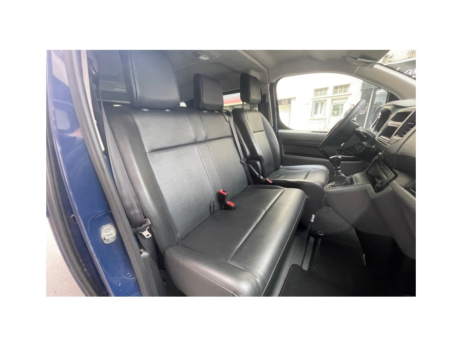 PEUGEOT d'occasion EXPERT COMBI LONG 1.6 BLUE HDI 115 de 2018 Paris