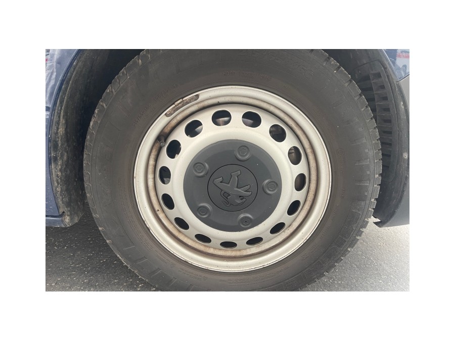 PEUGEOT d'occasion EXPERT COMBI LONG 1.6 BLUE HDI 115 de 2018 Paris