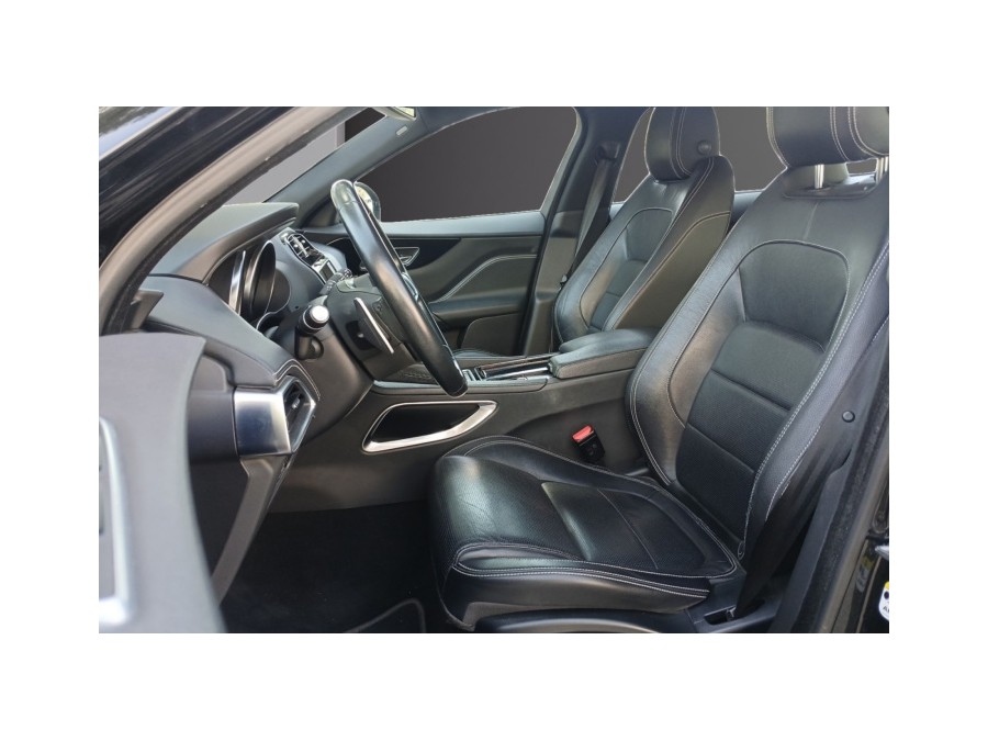 JAGUAR d'occasion F-PACE 2.0D 180 R-SPORT 2WD BVA8 de 2018 La Ciotat