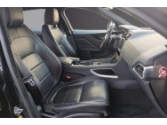 JAGUAR d'occasion F-PACE 2.0D 180 R-SPORT 2WD BVA8 de 2018 La Ciotat