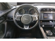 JAGUAR d'occasion F-PACE 2.0D 180 R-SPORT 2WD BVA8 de 2018 La Ciotat