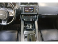 JAGUAR d'occasion F-PACE 2.0D 180 R-SPORT 2WD BVA8 de 2018 La Ciotat