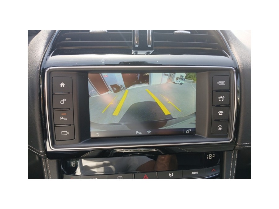 JAGUAR d'occasion F-PACE 2.0D 180 R-SPORT 2WD BVA8 de 2018 La Ciotat