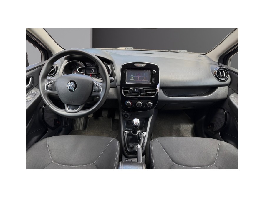 RENAULT d'occasion CLIO TCE 90 TREND de 2017 Montreuil (93)﻿