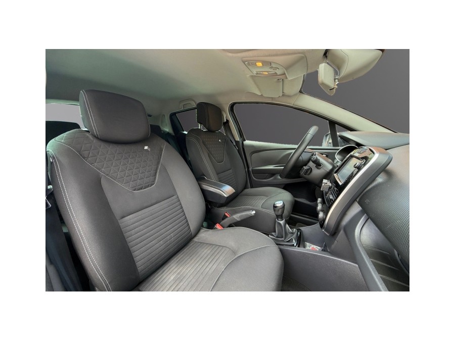 RENAULT d'occasion CLIO TCE 90 TREND de 2017 Montreuil (93)﻿