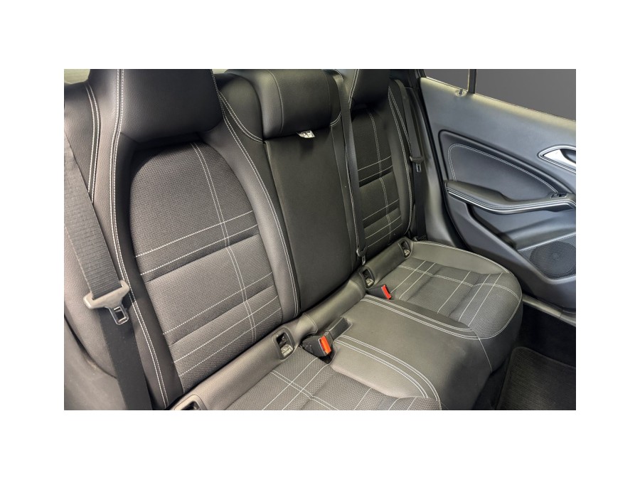 MERCEDES d'occasion CLASSE GLA 2.1 200 D 136 de 2016 Pau (64)﻿