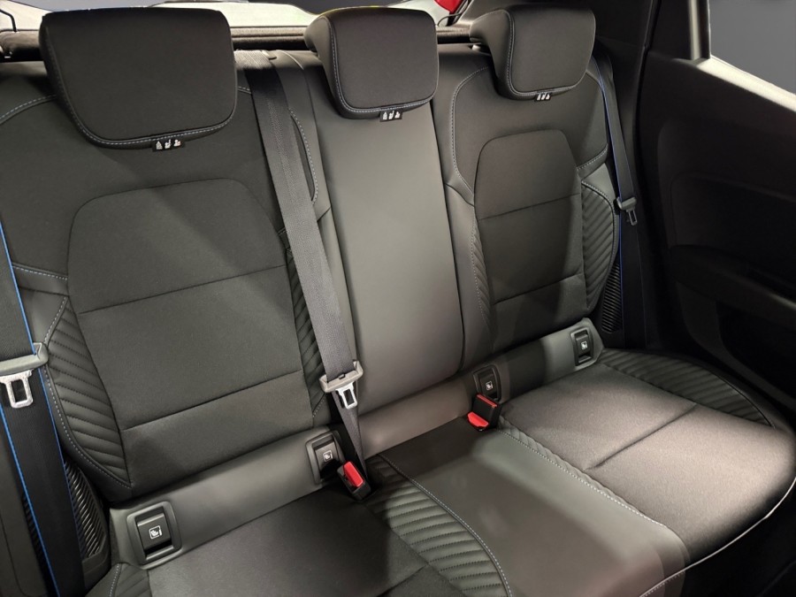 RENAULT d'occasion CLIO 1.6 E-TECH 145 ESPRIT ALPINE de 2025 Lyon