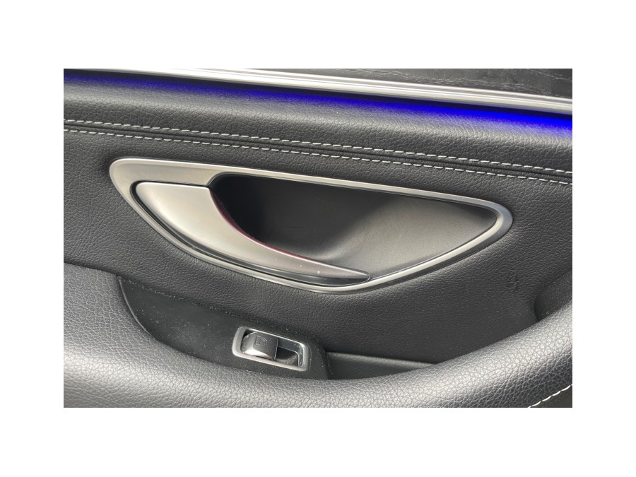 MERCEDES d'occasion CLASSE E V E220 D AMG 4MATIC BA de 2020 Paris 15