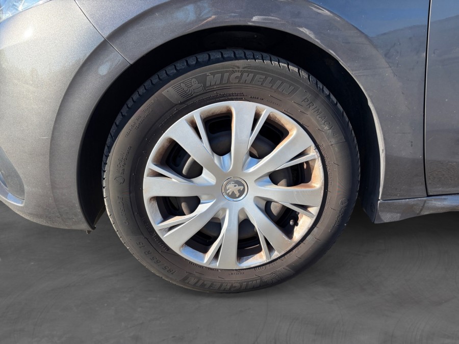 PEUGEOT d'occasion 208 AFFAIRE 1.5 BLUE HDI 100 PREMIUM PACK de 2020