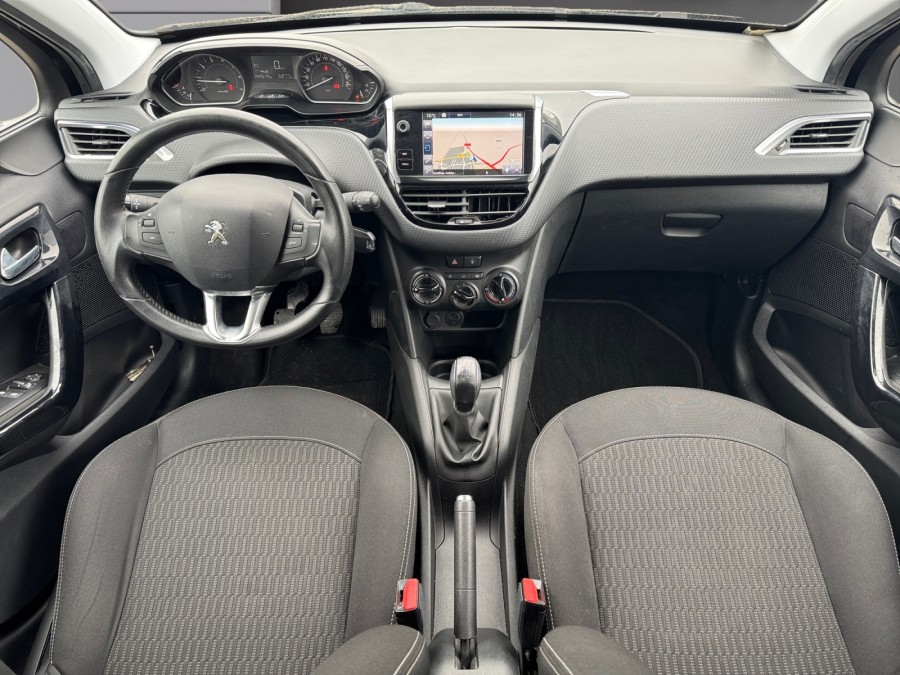 PEUGEOT d'occasion 208 1.2 PURE TECH 82 STYLE de 2016 Orleans (45)﻿