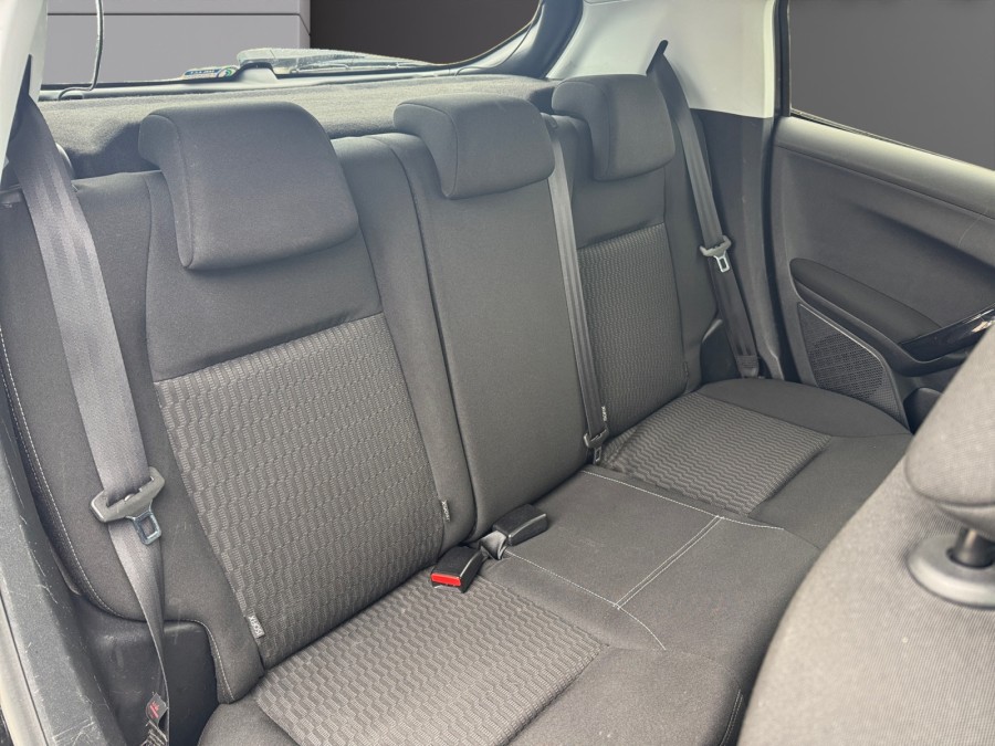 PEUGEOT d'occasion 208 1.2 PURE TECH 82 STYLE de 2016 Orleans (45)﻿