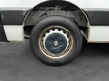 Renault master plancher cabine hc l2h2 3.5t 2.3 dci 110 e6 confort occasion simplicicar arras  simplicicar simplicibike france