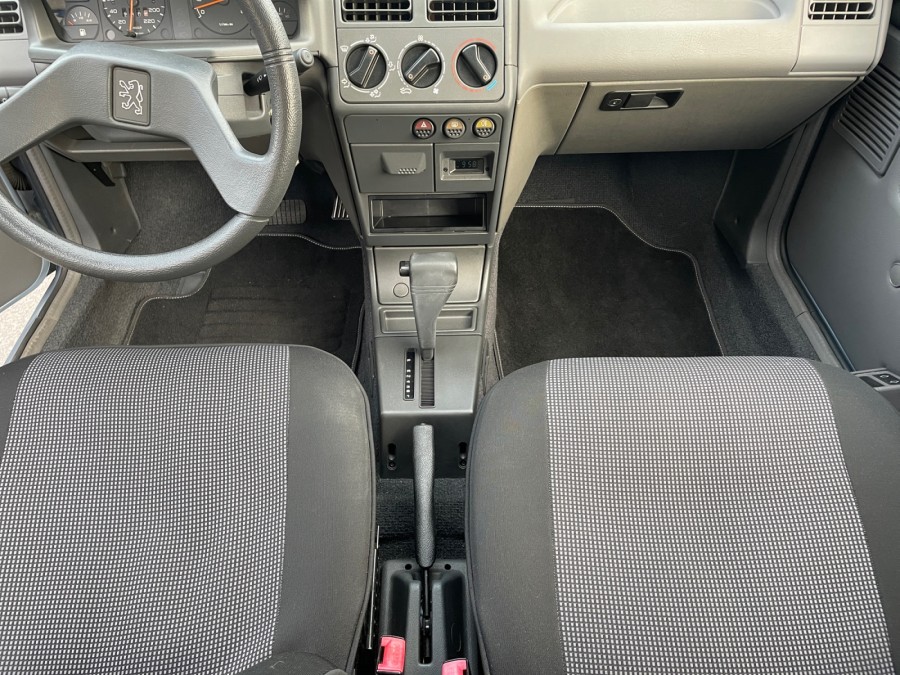 PEUGEOT d'occasion 205 1.6A de 1990 Arras (62)﻿