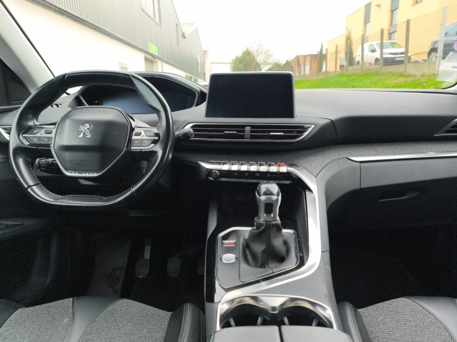 PEUGEOT d'occasion 3008 1.2 PTEC de 2016 Beauvais (60)﻿