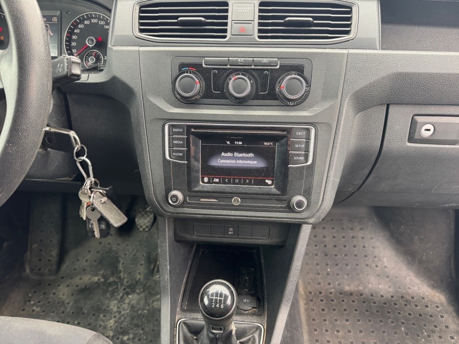 VOLKSWAGEN d'occasion CADDY MAXI VAN 1.9 TDI 105 de 2017 Perpignan