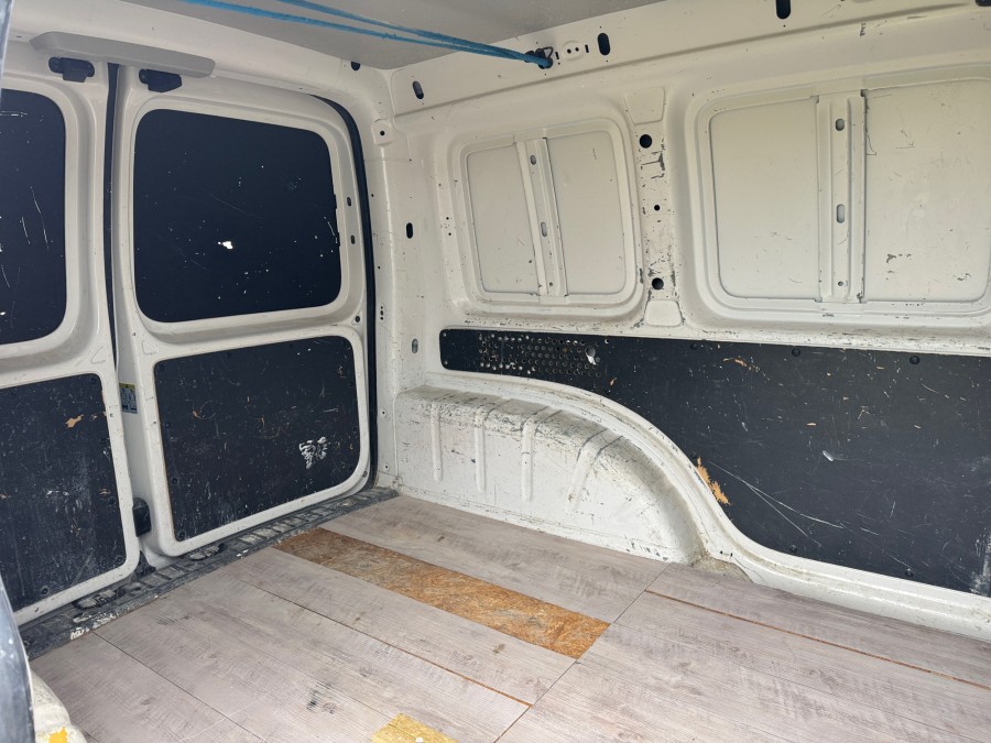 VOLKSWAGEN d'occasion CADDY MAXI VAN 1.9 TDI 105 de 2017 Perpignan