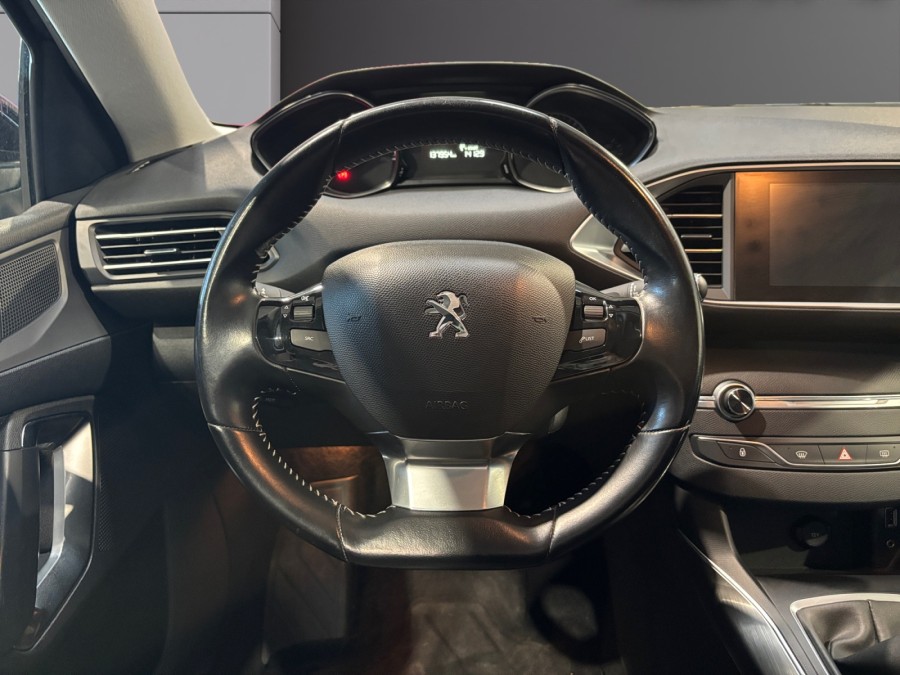 PEUGEOT d'occasion 308 SW 1.6 BLUE HDI 120 ALLURE de 2017