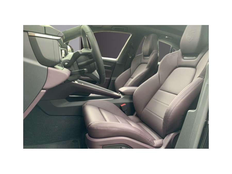 PORSCHE d'occasion MACAN MACAN TURBO EV de 2024 Montreuil (93)﻿