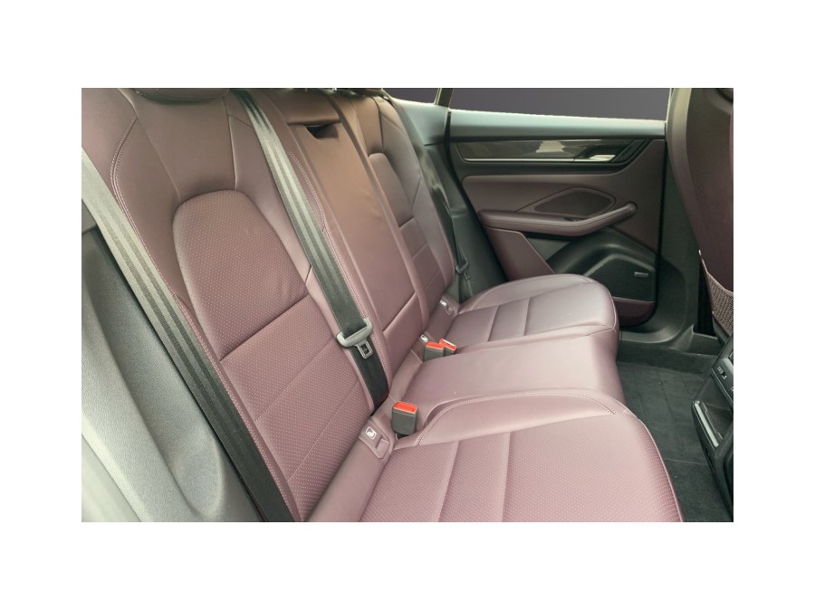 PORSCHE d'occasion MACAN MACAN TURBO EV de 2024 Montreuil (93)﻿