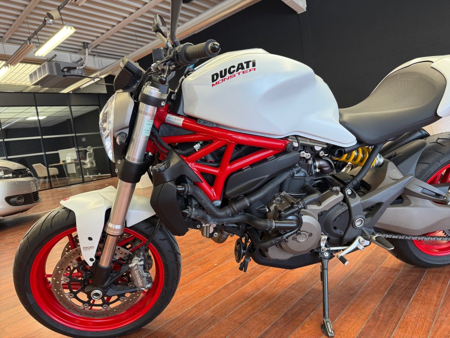 DUCATI d'occasion M821 Monster de 2016 Saint Nazaire (44)﻿