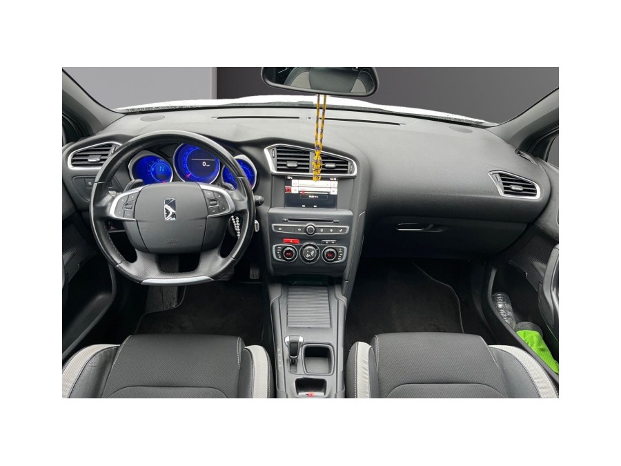 CITROEN d'occasion DS4 1.6 E-HDI 115 EXECUTIVE ETG de 2015 La Ciotat
