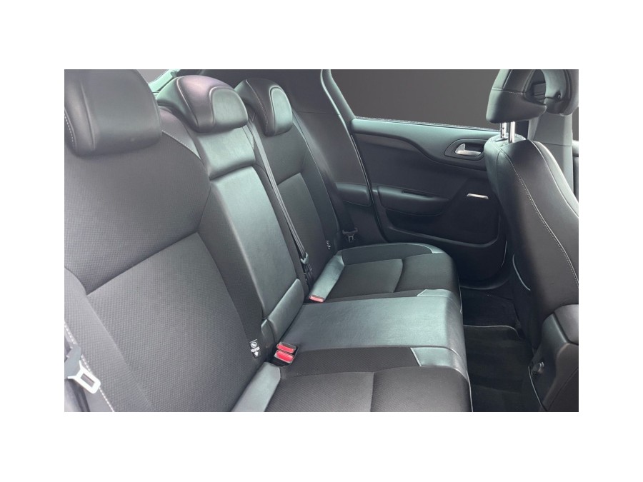 CITROEN d'occasion DS4 1.6 E-HDI 115 EXECUTIVE ETG de 2015 La Ciotat