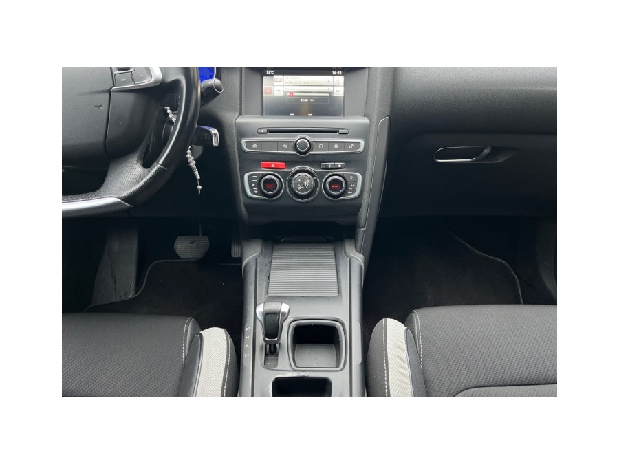 CITROEN d'occasion DS4 1.6 E-HDI 115 EXECUTIVE ETG de 2015 La Ciotat