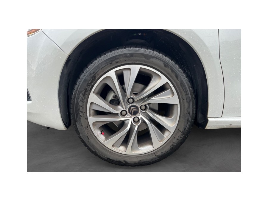 CITROEN d'occasion DS4 1.6 E-HDI 115 EXECUTIVE ETG de 2015 La Ciotat