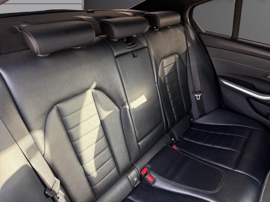 BMW d'occasion SERIE 3 330I XD 258 M SPORT BA de 2019 Orleans (45)﻿