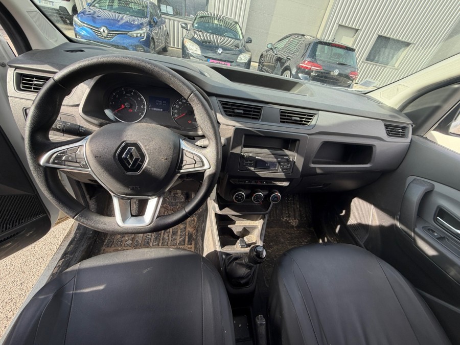 RENAULT d'occasion EXPRESS VAN 1.5 BLUE DCI 95 ECO CONFORT de 2024