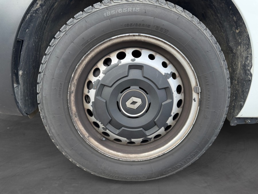 RENAULT d'occasion EXPRESS VAN 1.5 BLUE DCI 95 ECO CONFORT de 2024