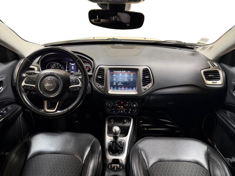 JEEP d'occasion COMPASS 1.4 MULTI AIR 140 SPORT 4X2 de 2018 Bretigny