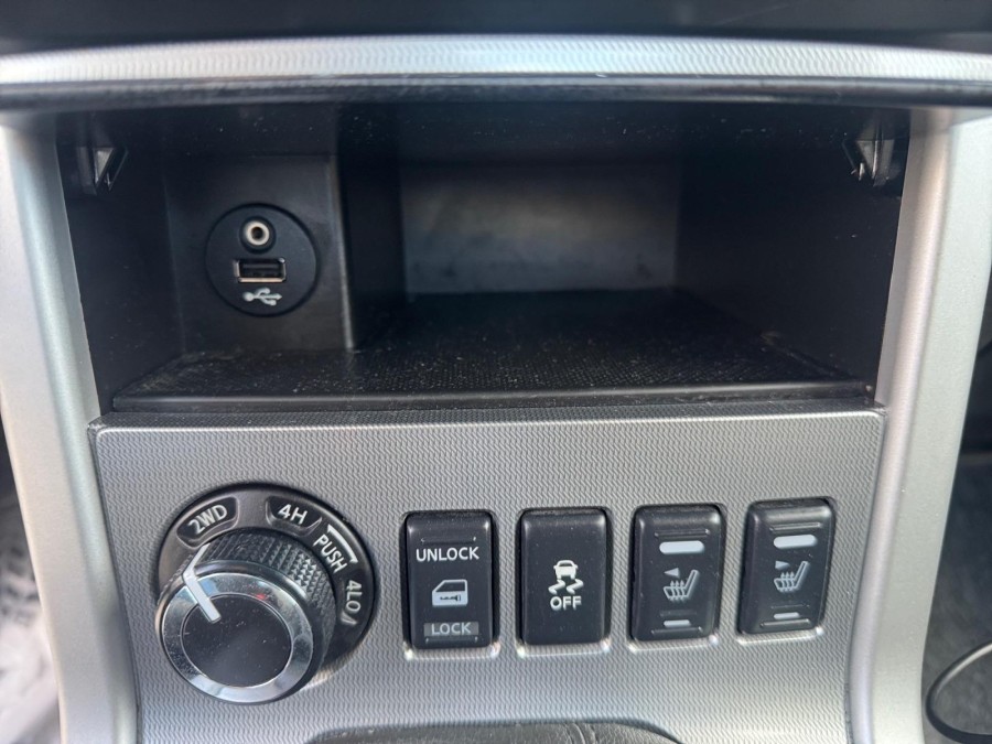 NISSAN d'occasion NAVARA 3.0 V6 DCI 231 4X4 DOUBLE CAB EDITION